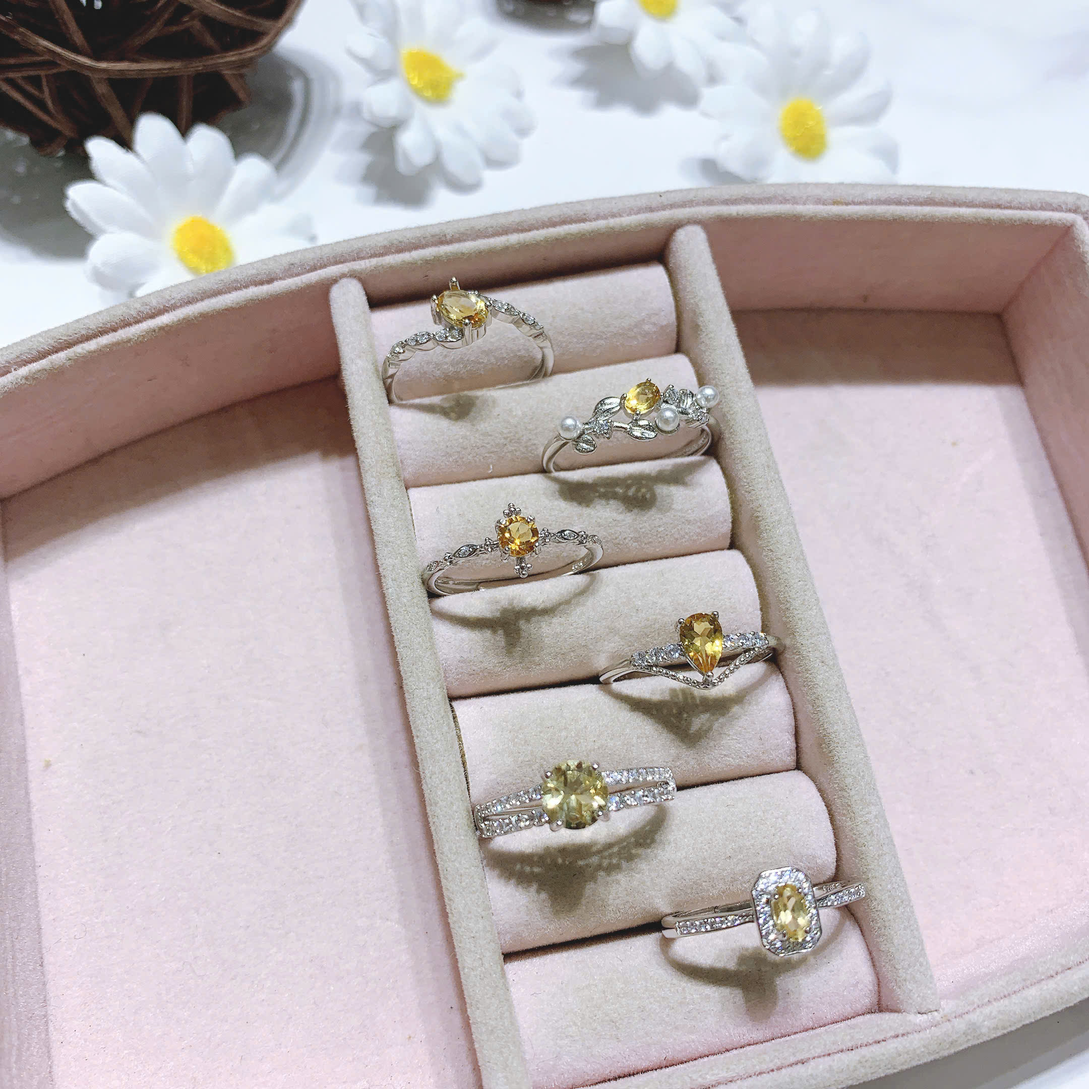 Nhẫn Citrine tự nhiên cao cấp